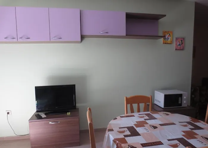 Appartement Fantasy Saint Constantine&helena St Constantin et Helena