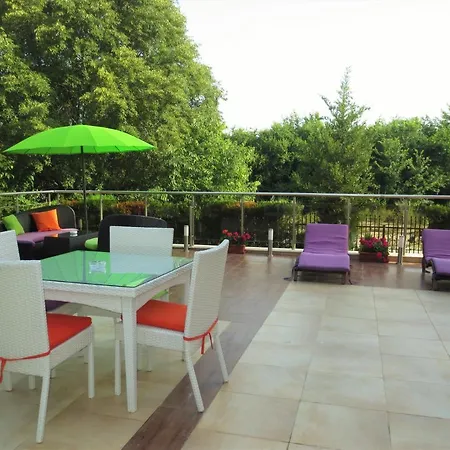 Appartement Fantasy Saint Constantine&helena St Constantin et Helena