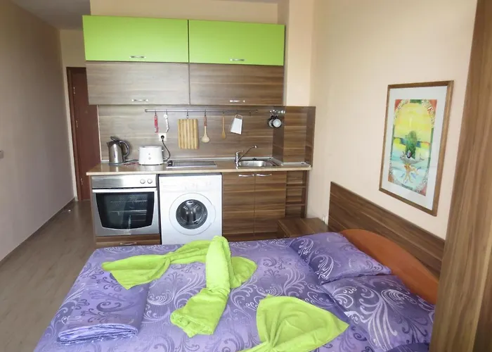 Fantasy Saint Constantine And Helena Apartament